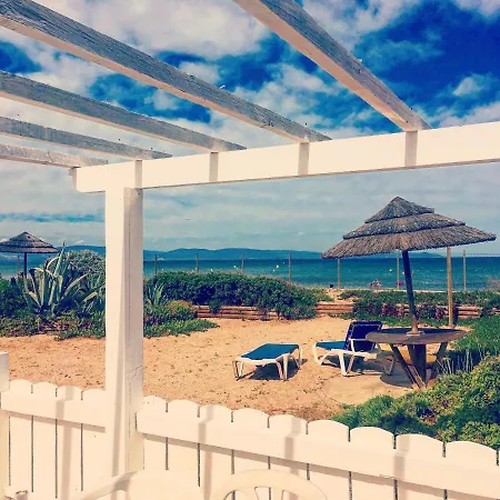 Apartment O Bord De ! Hyeres