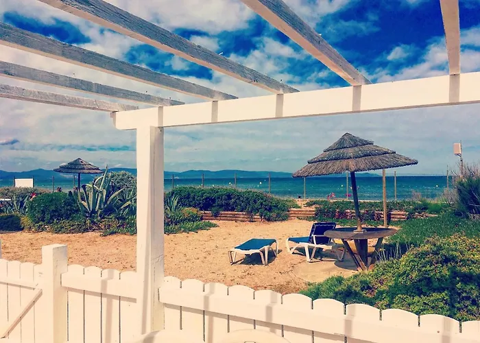 Apartment O Bord De ! Hyeres